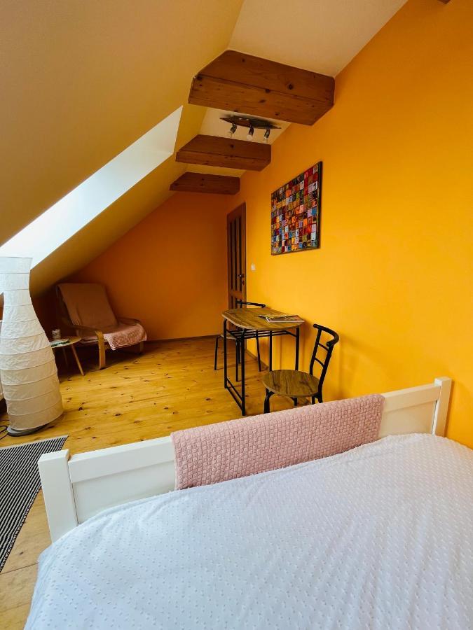 Dvůr Králové nad Labem Apartman U Smrku מראה חיצוני תמונה
